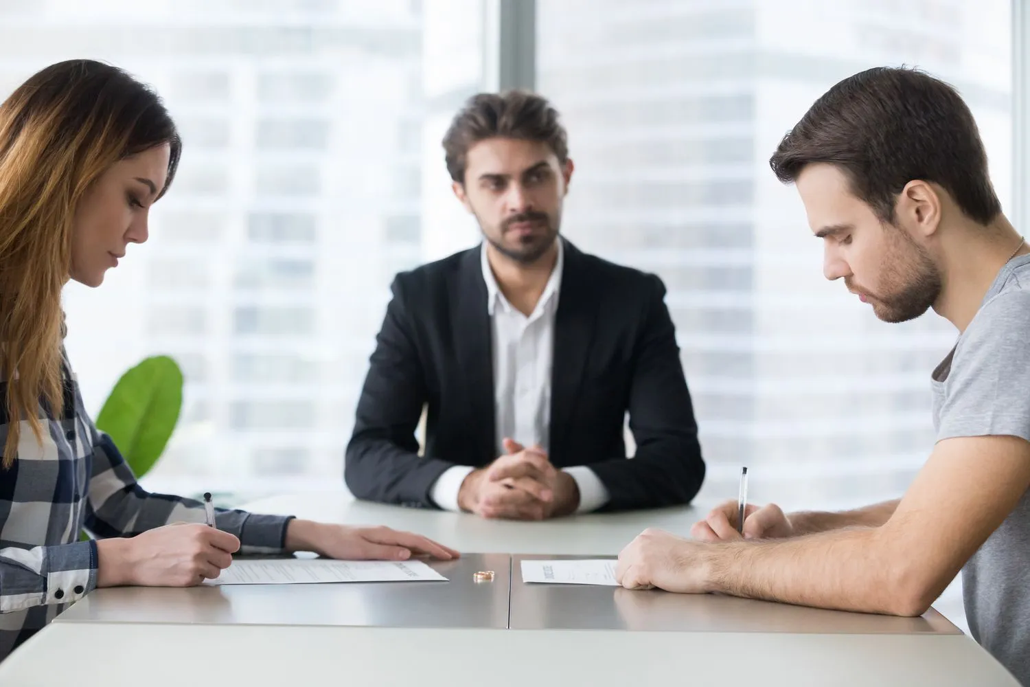 How EH Mediation Guides Couples Toward Fair and Balanced Outcomes Newton Aycliffe