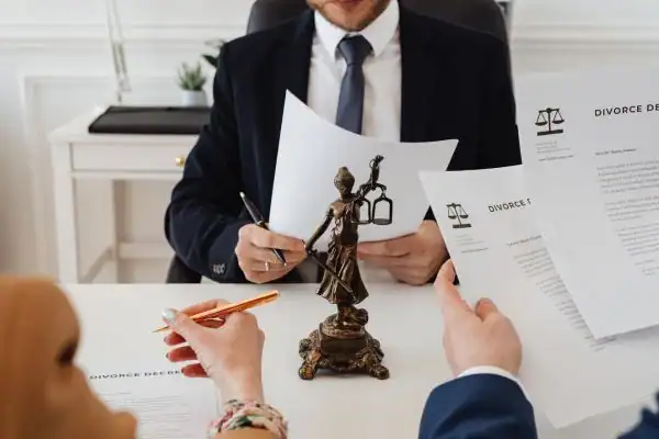 our fees Newton Aycliffe from EH Mediation - image of couple in joint mediation meeting